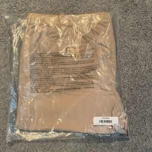 🌟HP🌟Khaki shorts